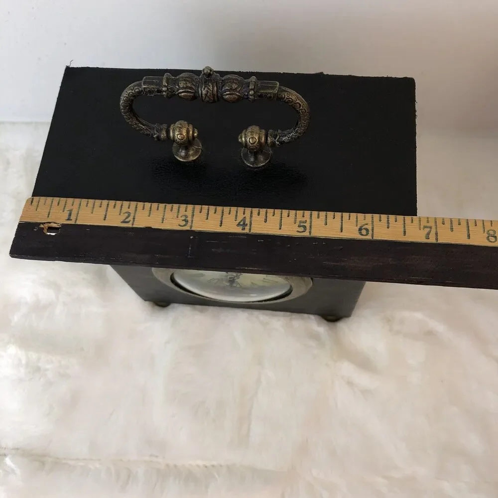 Vintage Tianguan Quartz Wood Clock W/Door Classic Wooden